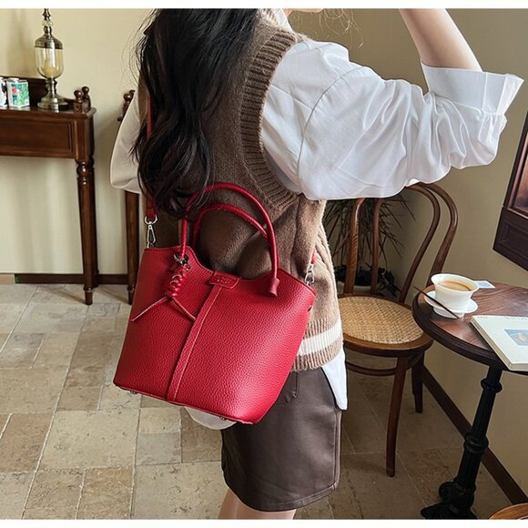 Brand New Women Faux Leather Bucket Shoulder Messager Handbag /Red - Picture 2 of 4